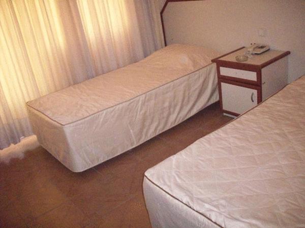 Hotel Santur クシャダス 部屋 写真